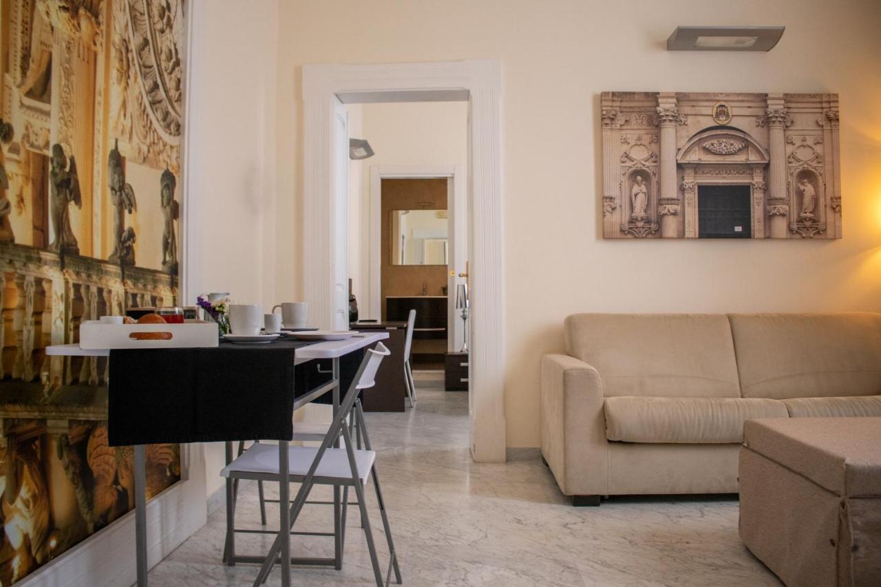 Apollo Suites เลชเช ภายนอก รูปภาพ