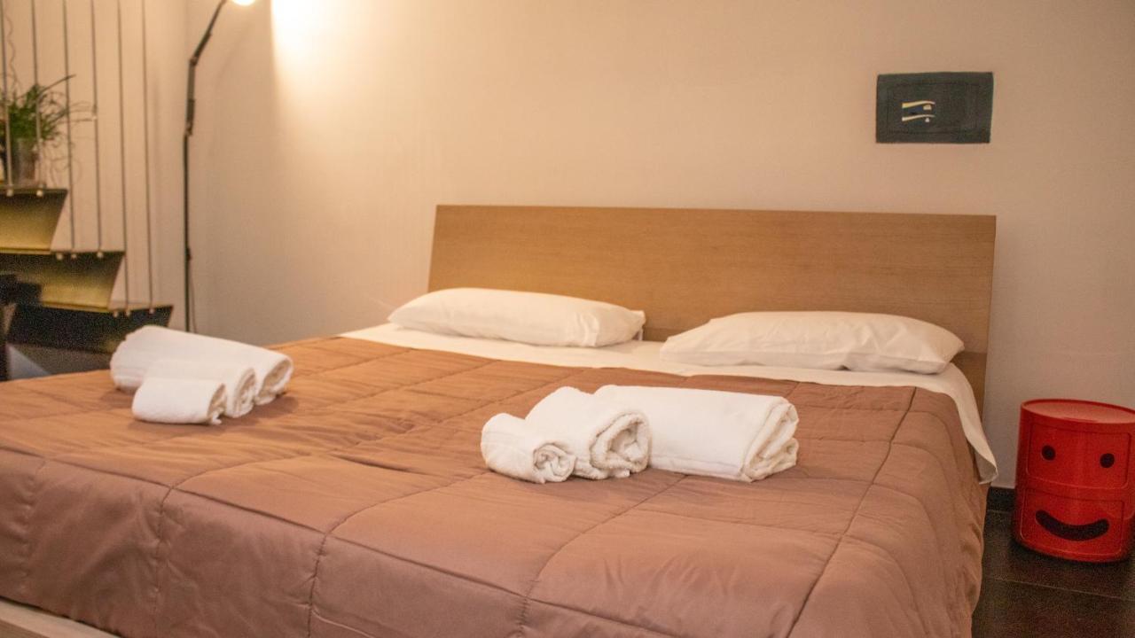 Apollo Suites เลชเช ภายนอก รูปภาพ