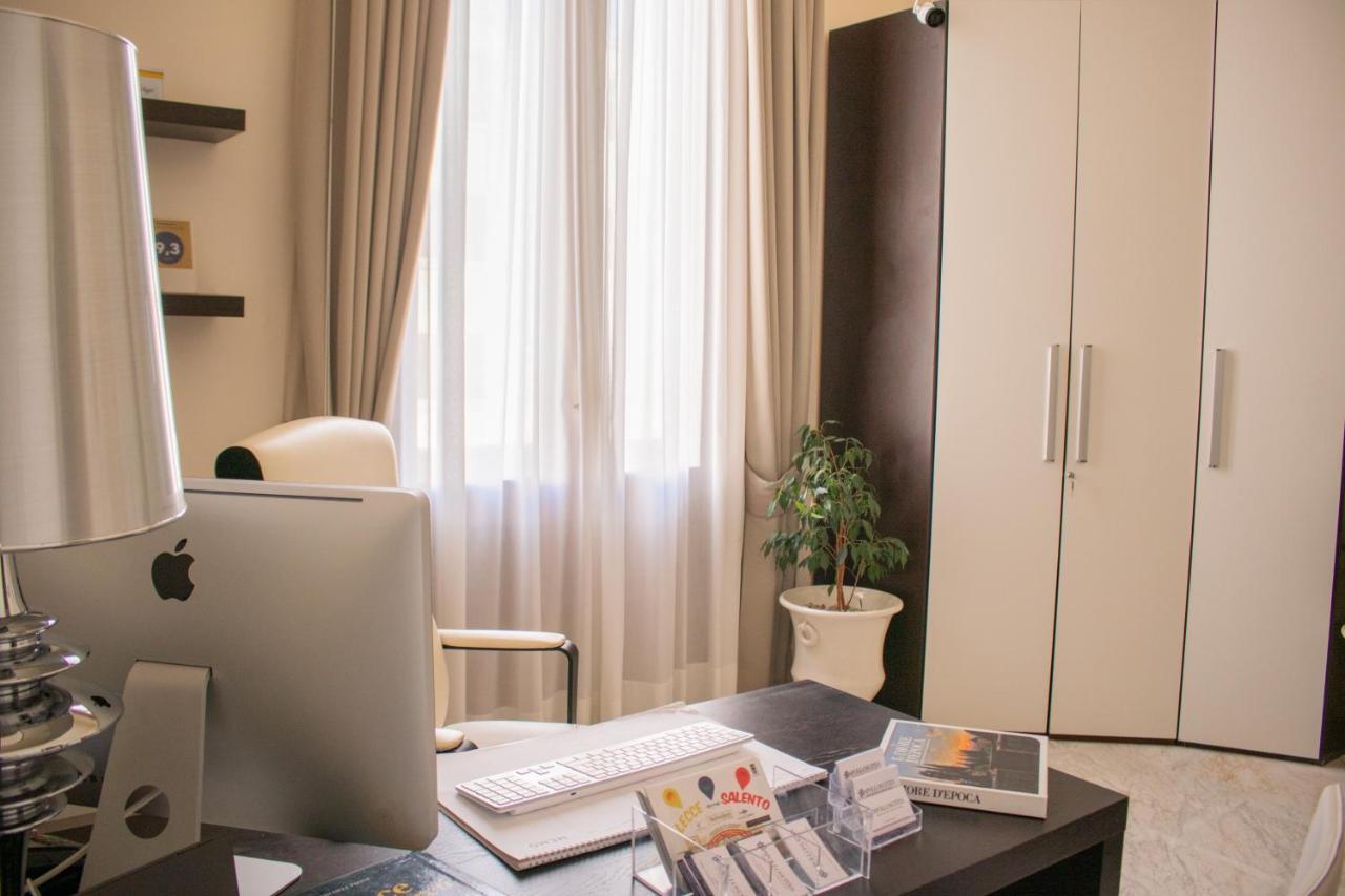 Apollo Suites เลชเช ภายนอก รูปภาพ